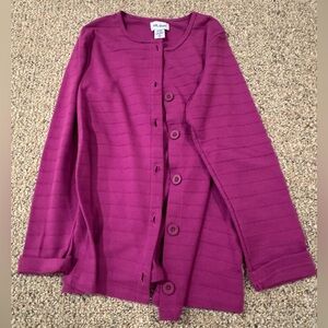 WOMENS Like new Vicki Wayne Size small cardigan button down plum/purple sweater